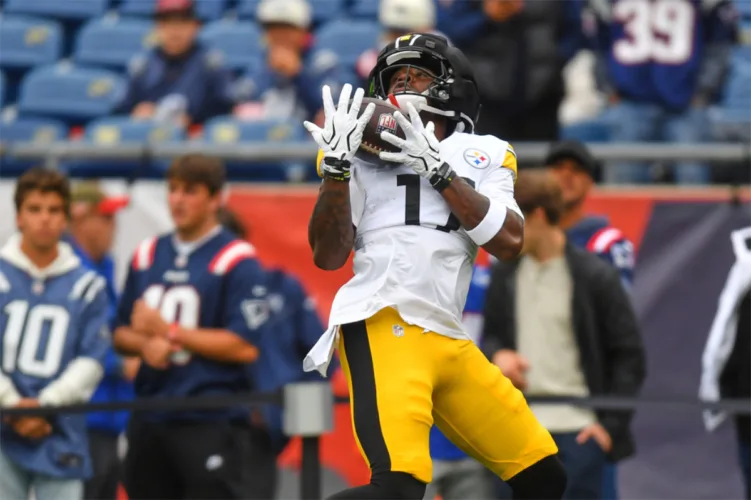 Rodgers trying to build chemistry with Steelers receivers